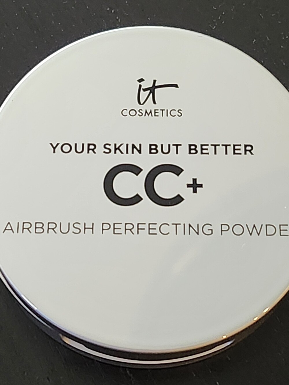 IT Cosmetics CC+ Airbrush Perfecting Powder - Medium Tan. New in box - Picture 2 of 6